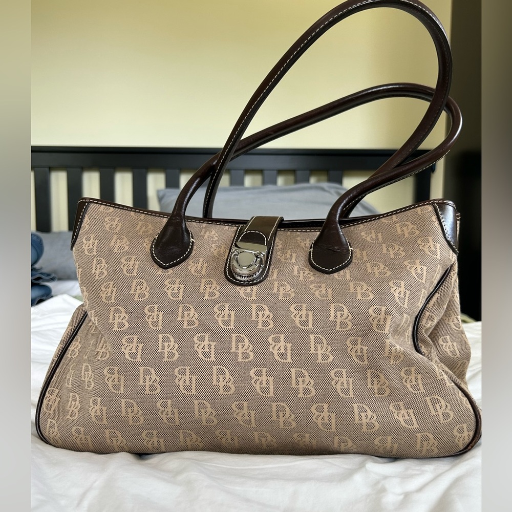 DB satchel